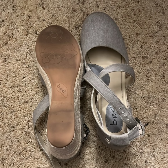 b.o.c Women’s 10M grey platform wedge - Picture 3 of 5